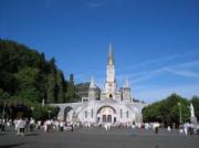 Lourdes: Bazilika